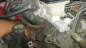 What is this hose? '95 Jimmy CPI 4X4-20170915_192634.jpg