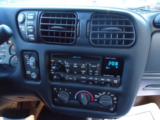 RetroSound Autoradio für Chevy Chevrolet Blazer