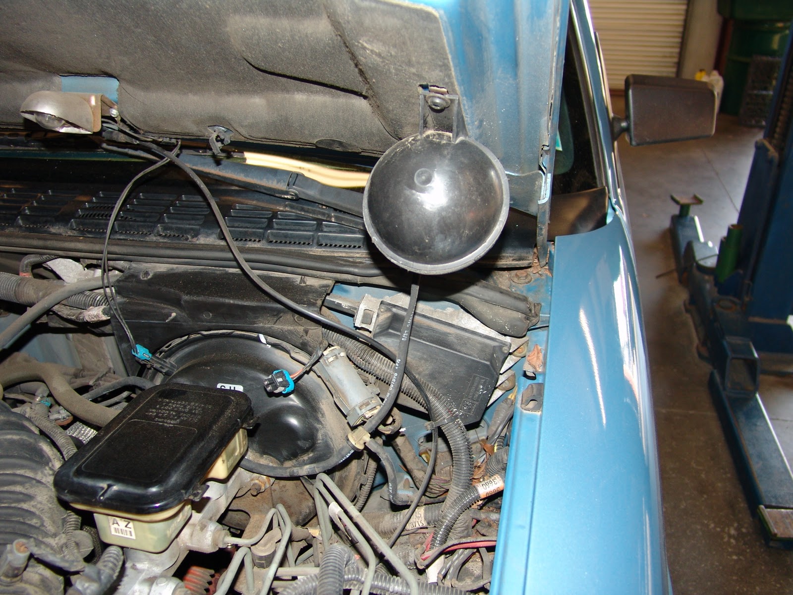 97 Blazer 4x4 help needed with pic - Blazer Forum - Chevy ... 1972 corvette starter wiring diagram 