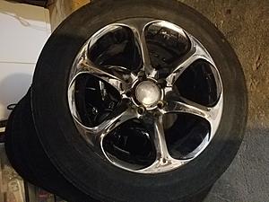 What wheels and tires do you have?-20180216_211335.jpg