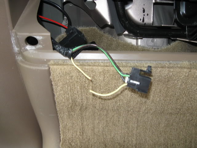 3rd Brake light not getting power. Fuse? Where is it? - Page 2 - Blazer