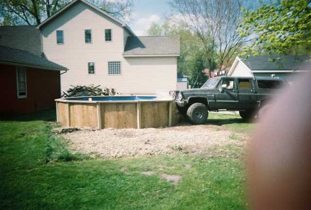 Name:  suburbanindapool1-2.jpg
Views: 106
Size:  58.5 KB