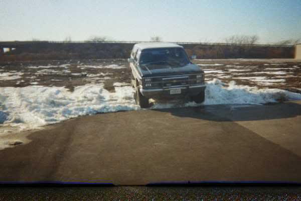 Name:  k533sonsnowbank.jpg
Views: 62
Size:  18.4 KB